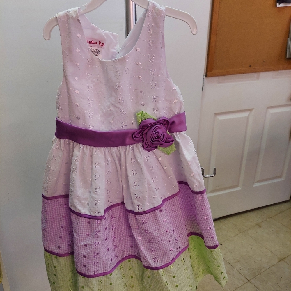 Girls dress
